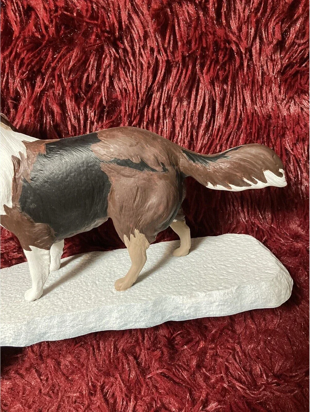 Dogs of the World Bachmann Built & Painted Model Kit Of A Collie Dog